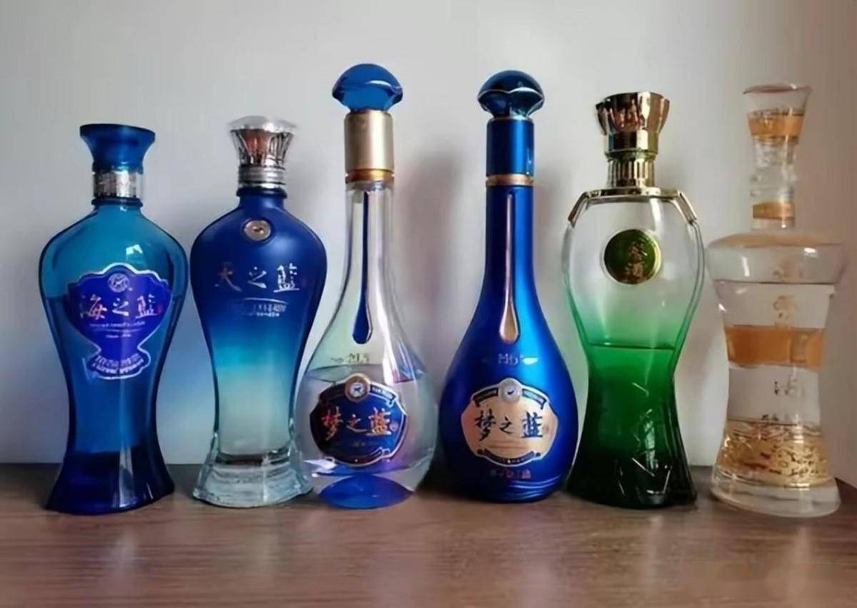 同為洋河系列白酒，海之藍(lán)、天之藍(lán)、夢(mèng)之藍(lán)區(qū)別在哪？弄清楚再喝